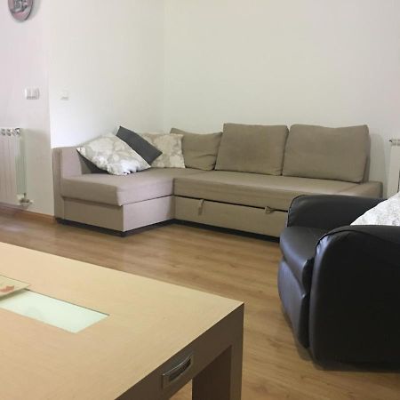 Apartamentos Turisticos Rio Gallego Fontellas  ภายนอก รูปภาพ