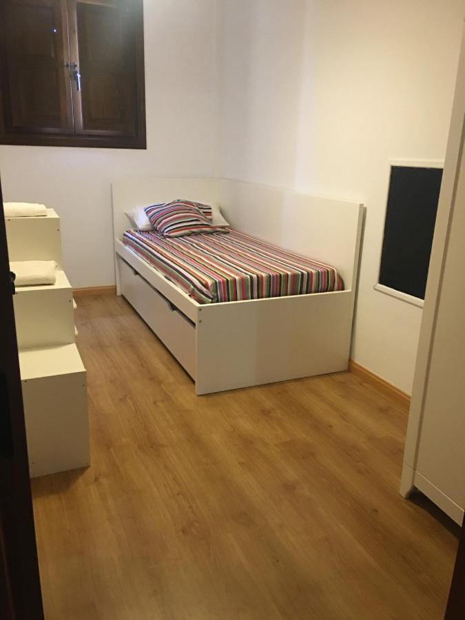 Apartamentos Turisticos Rio Gallego Fontellas  ภายนอก รูปภาพ