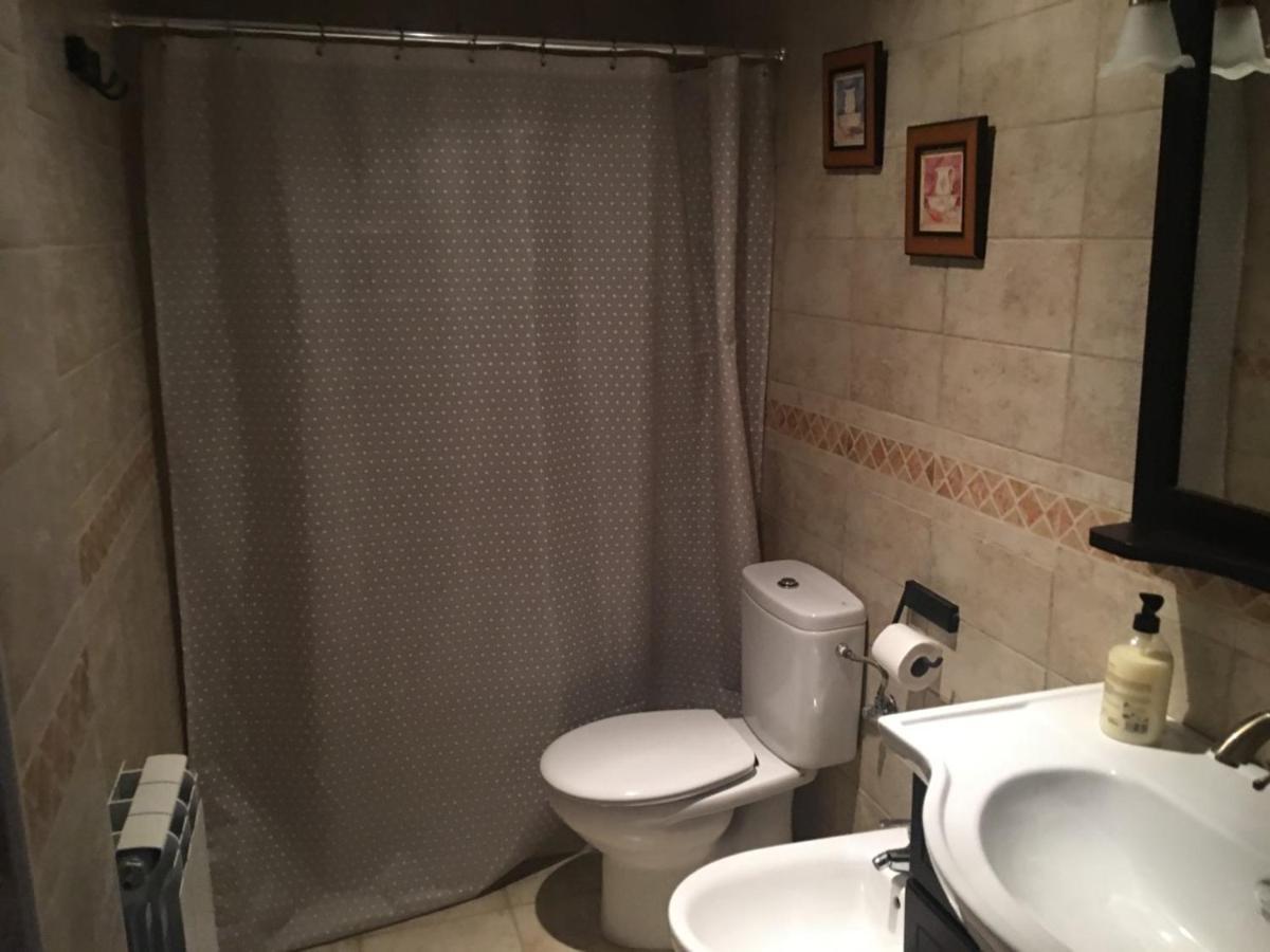 Apartamentos Turisticos Rio Gallego Fontellas  ภายนอก รูปภาพ