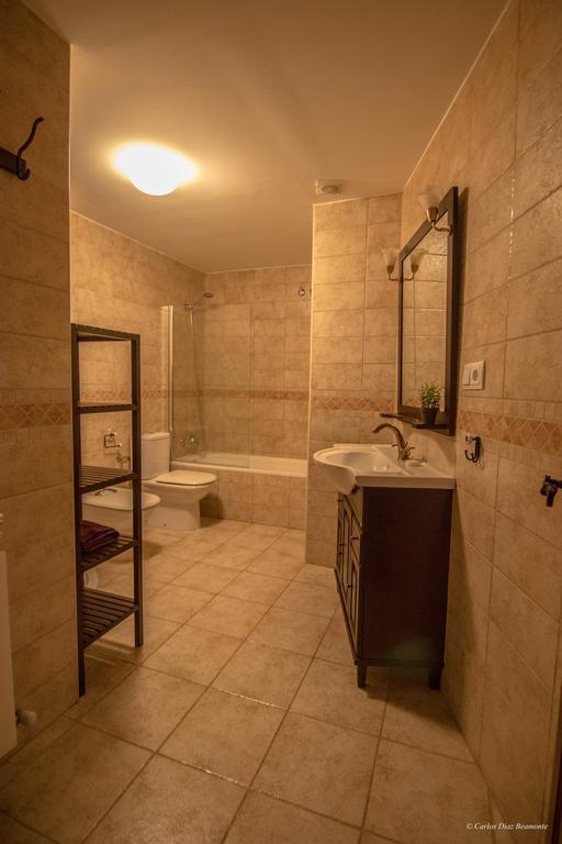 Apartamentos Turisticos Rio Gallego Fontellas  ภายนอก รูปภาพ